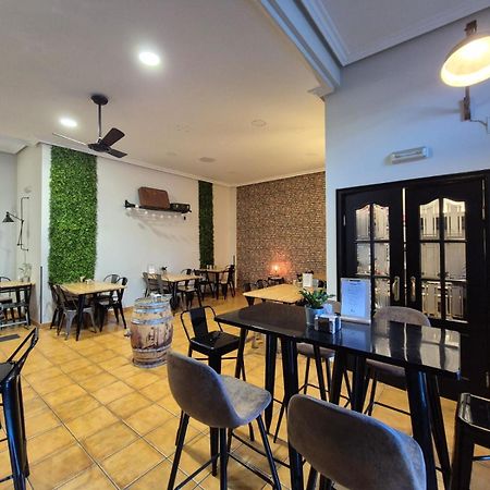 Hostal Galicia 몬포르테데레모스 외부 사진